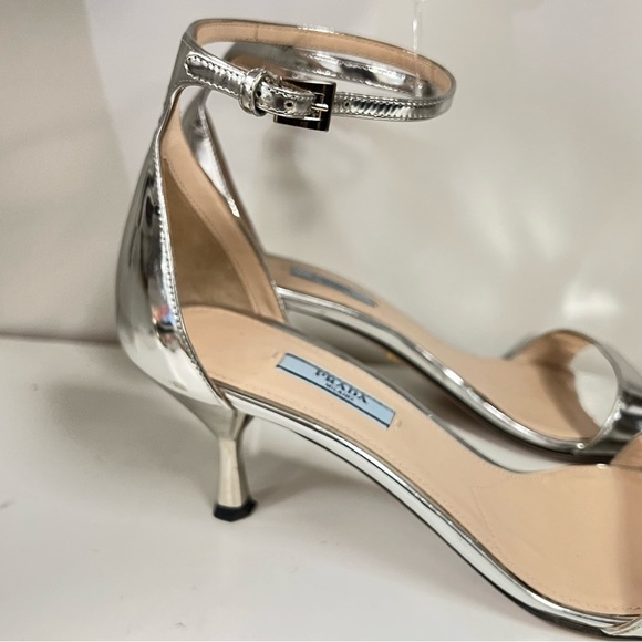 21. PRADA Silver Brushed Metallic Calf-skin Open Toe Heels 38 - Picture 9 of 15
